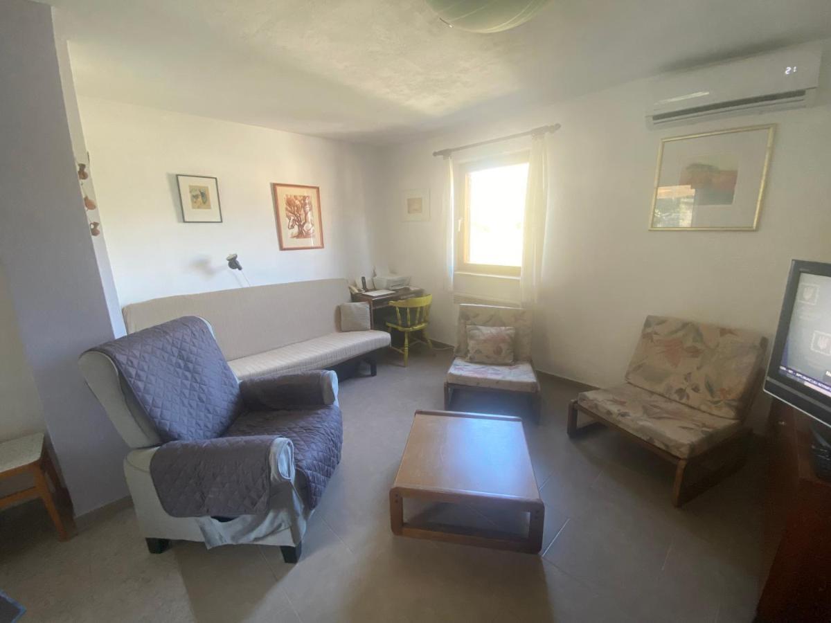 Apartman Silna Your New Home With Terrace And Garden Bobovisca Bagian luar foto